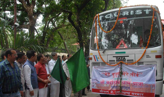 Rawat flags off second season of “Mere Bujurg Mere Teerth” pilgrimage for Chardham