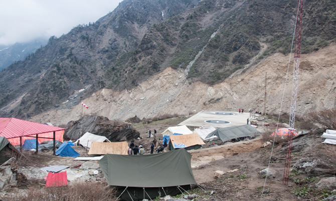 Disturbed weather hindered the advancement of Kedarnath pilgrims