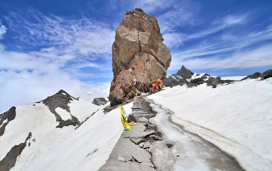 Shrikhand Mahadev